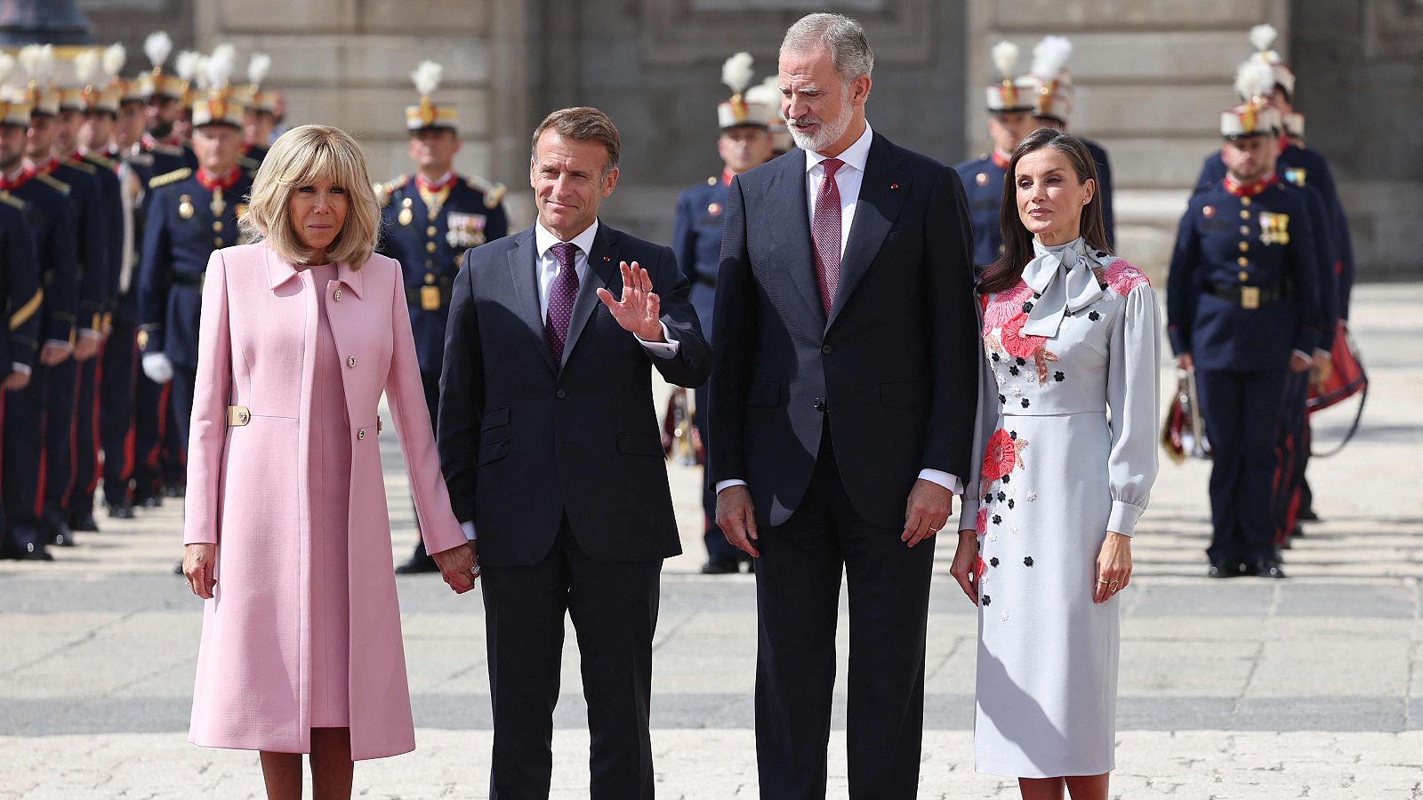 Directo | Los reyes reciben a Macron en el Palacio Real