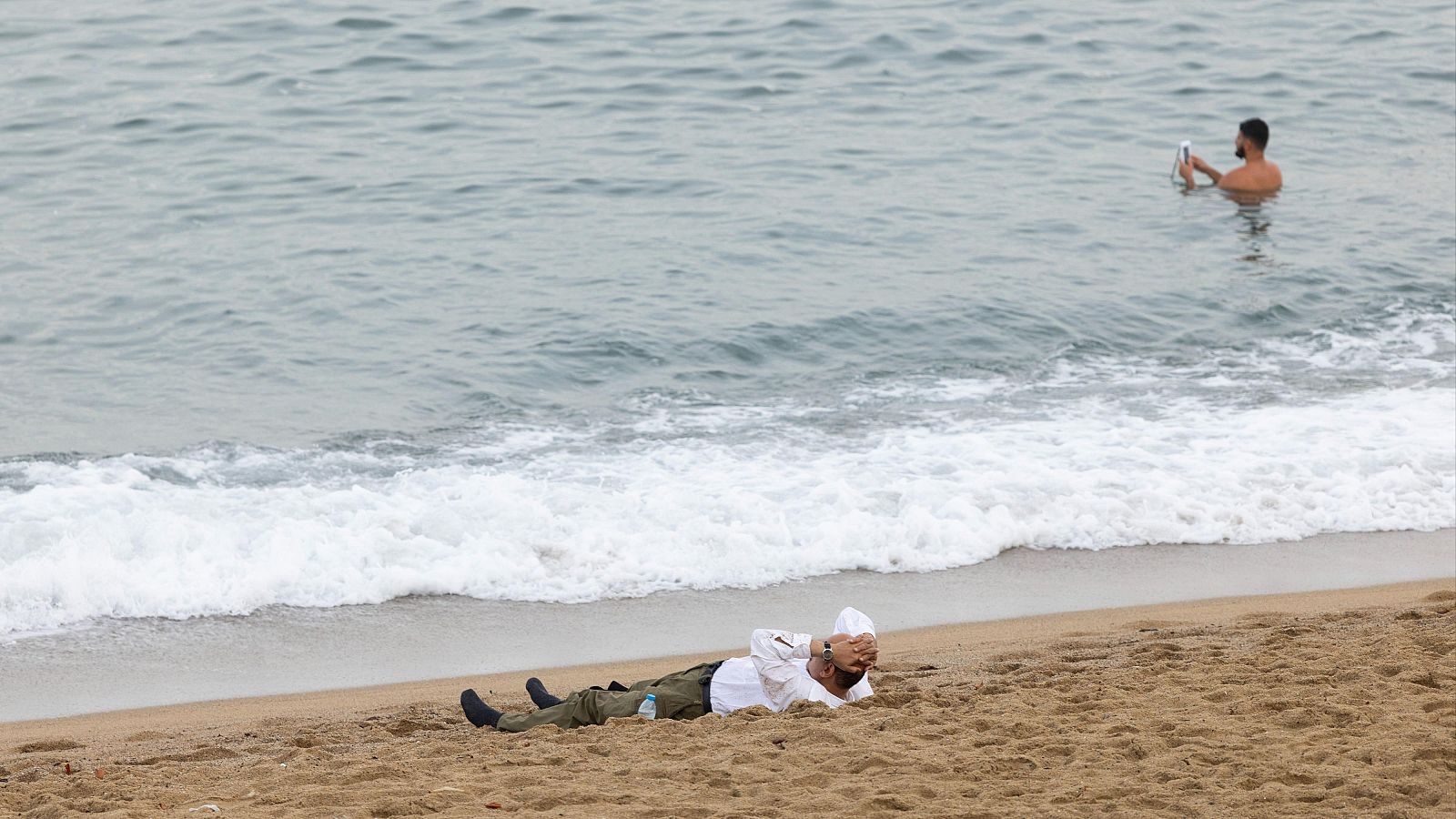 Aspecto de la playa en Barcelona tras una tormenta este mes de septiembre