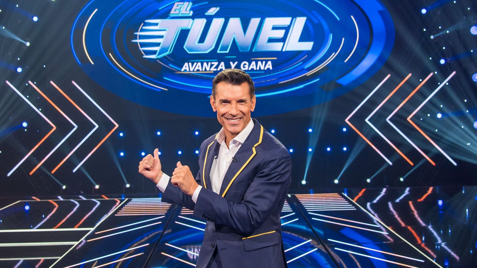 Jesús Vázquez presenta 'El Túnel: Avanza y gana'