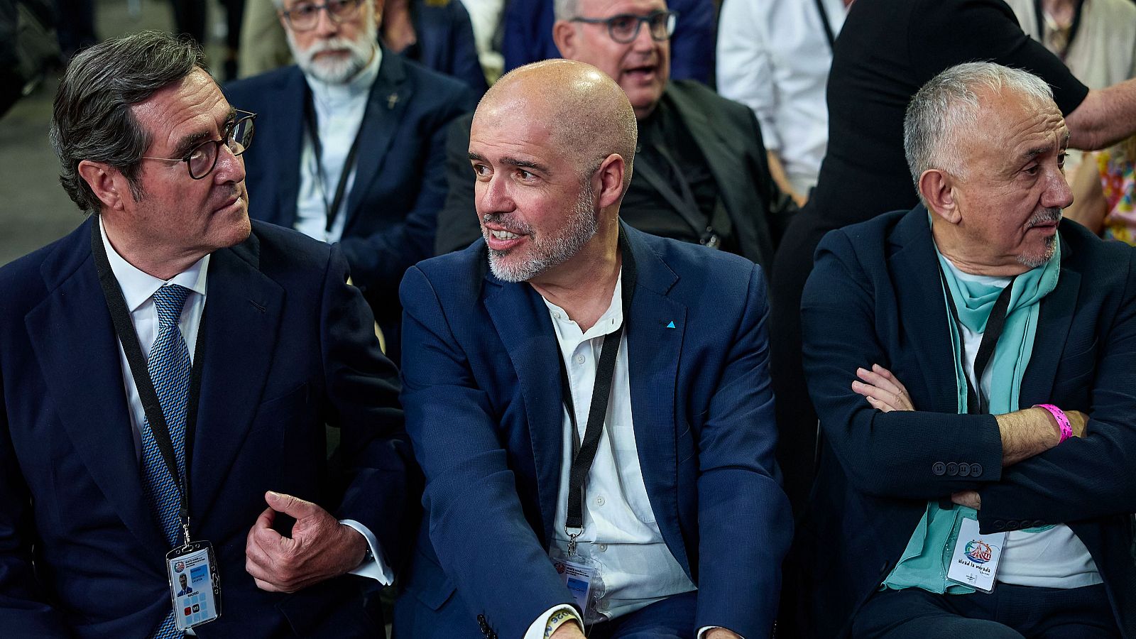 Garamendi, Álvarez y Sordo en un acto en Madrid