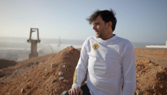 De una etapa del Dakar original a Sidi Ifni: Charly Sinewan sigue rumbo al sur en 'Sin Plan'