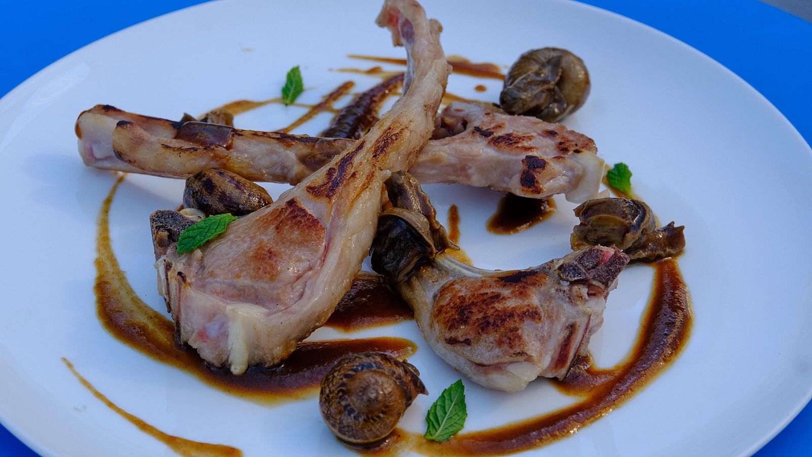 Receta de fritá de chuletillas y caracoles de MasterChef Celebrity Legends