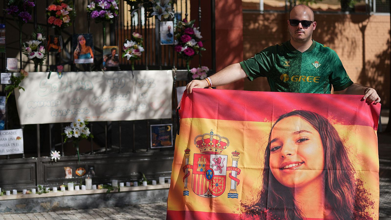 La Fiscalía de Sevilla acusa a dos de las tres menores investigadas por acoso en el caso de Sandra Peña.