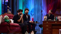 Álvaro Morte defiende cultura y educación "libres y sin sesgo" y deja una pregunta a los candidatos a las generales | La Revuelta