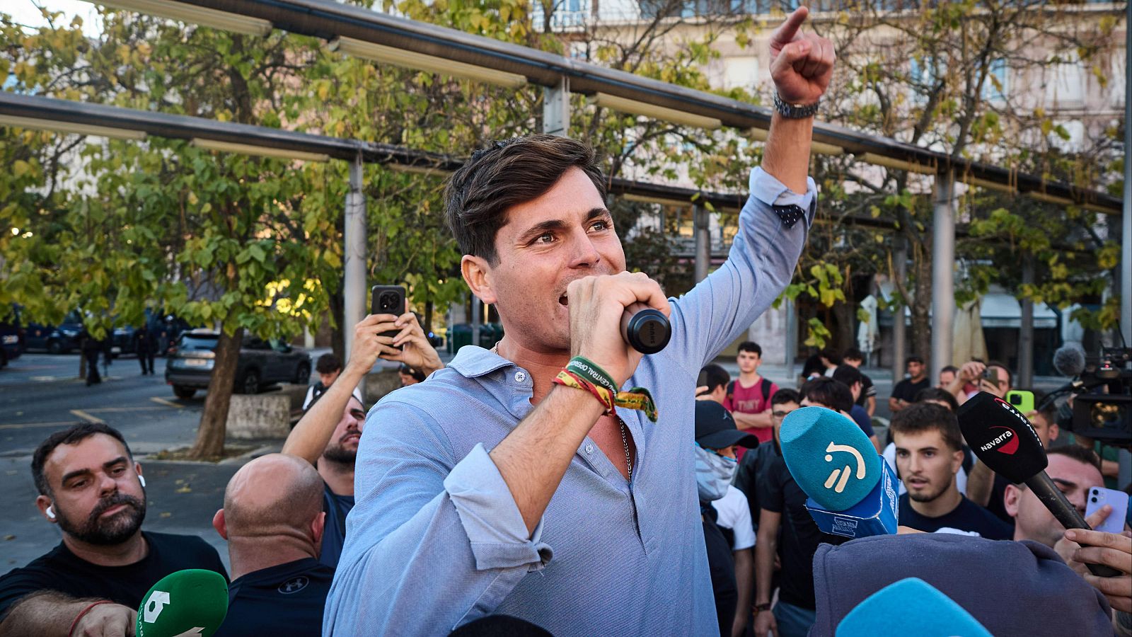 El agitador ultra Vito Quiles durante el encuentro ‘Mafia o Patria’, en el Parque Yamaguchi, a 15 de octubre de 2026, en Pamplona, Navarra (España)