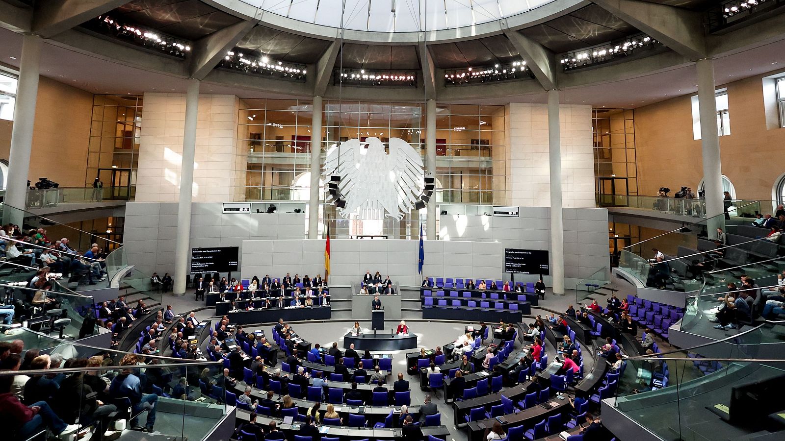 El Parlamento de Alemania aprueba la dotación de 10 euros al mes a los menores