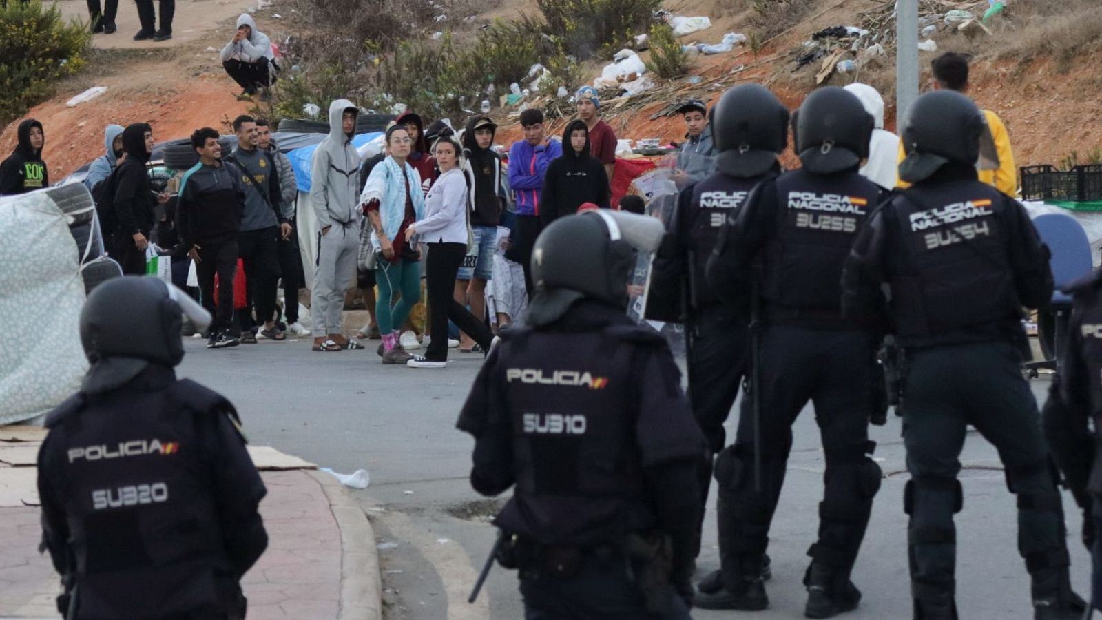 Desalojo del asentamiento de migrantes de El Guano, en Ceuta