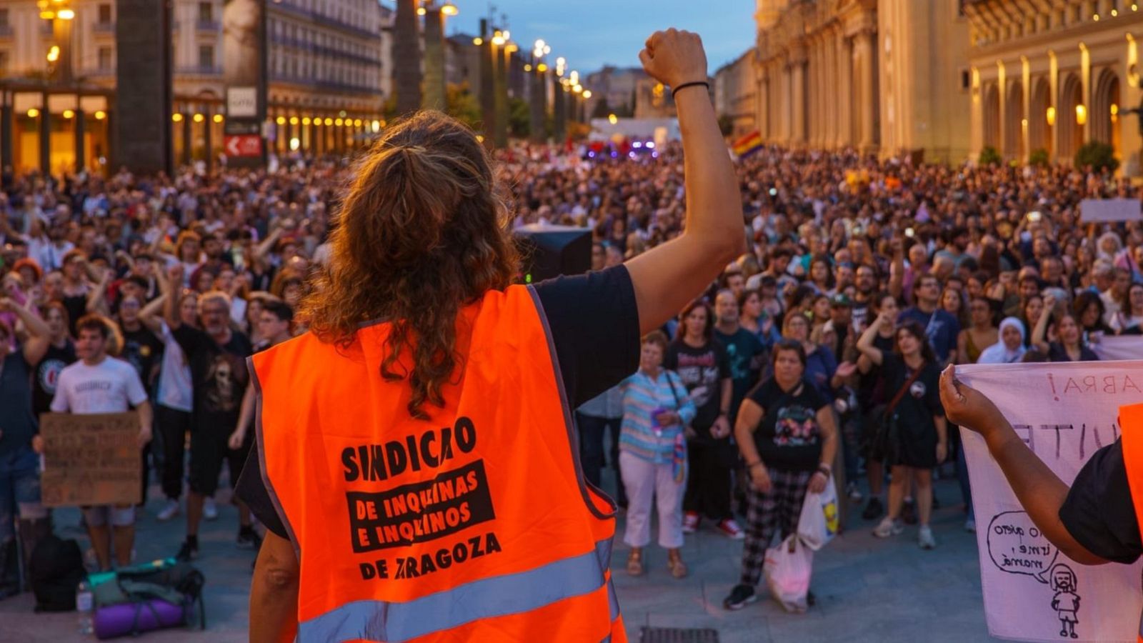 Manifestación pro vivivenda en Zaragoza