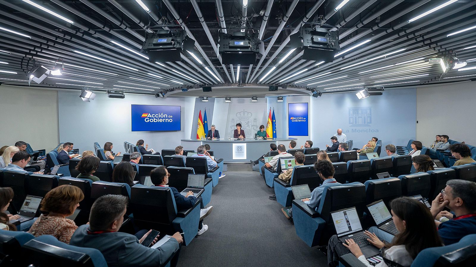 La ministra de Inclusión, Seguridad Social y Migraciones y portavoz del Gobierno, Elma Saiz, durante una rueda de prensa tras el Consejo de Ministros.