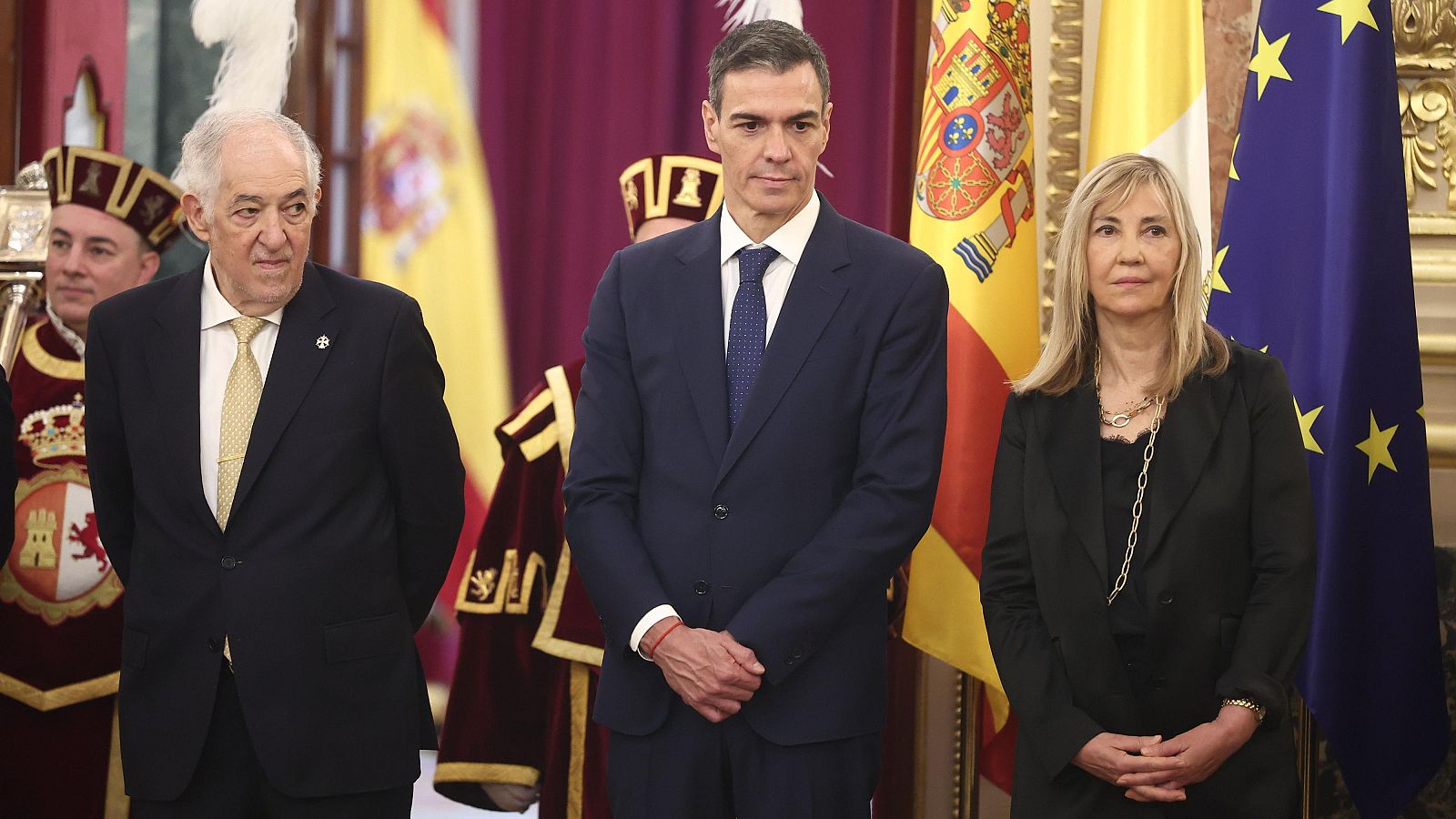 Cándido Conde Pumpido, Pedro Sánchez e Isabel Perelló