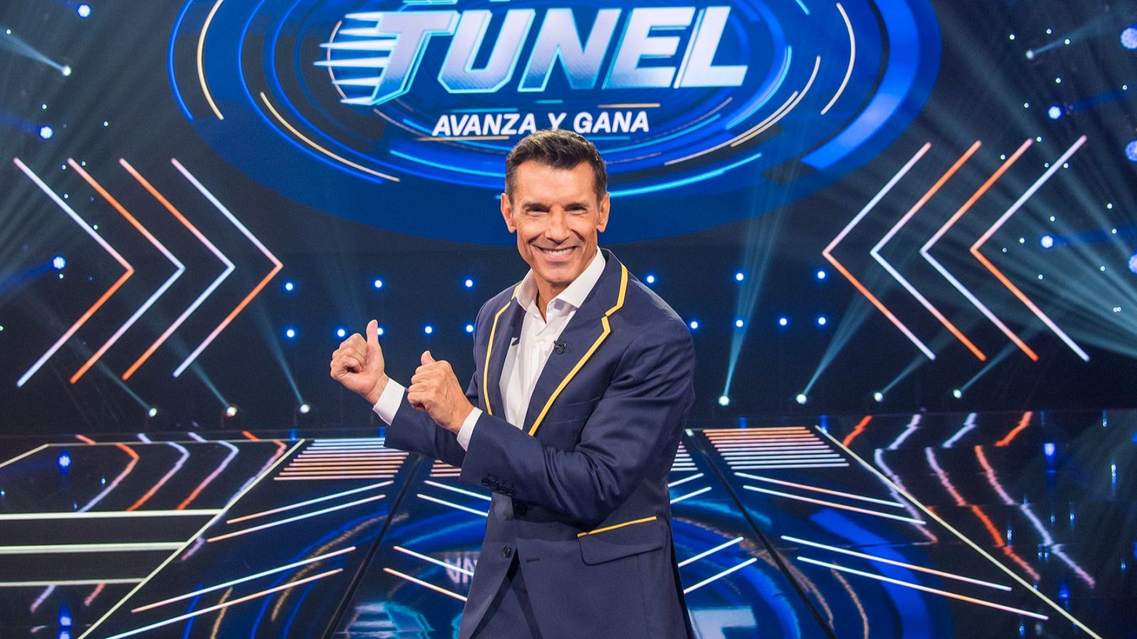 Jesús Vázquez presenta 'El Túnel: avanza y gana'