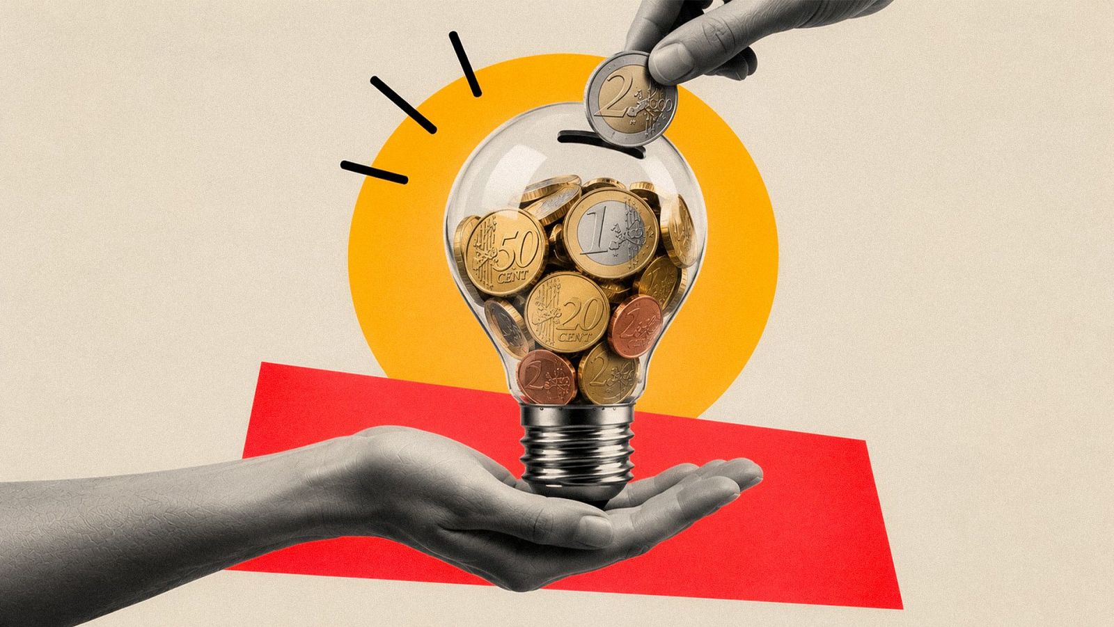 Una mano introduce una moneda en una bombilla convertida en hucha