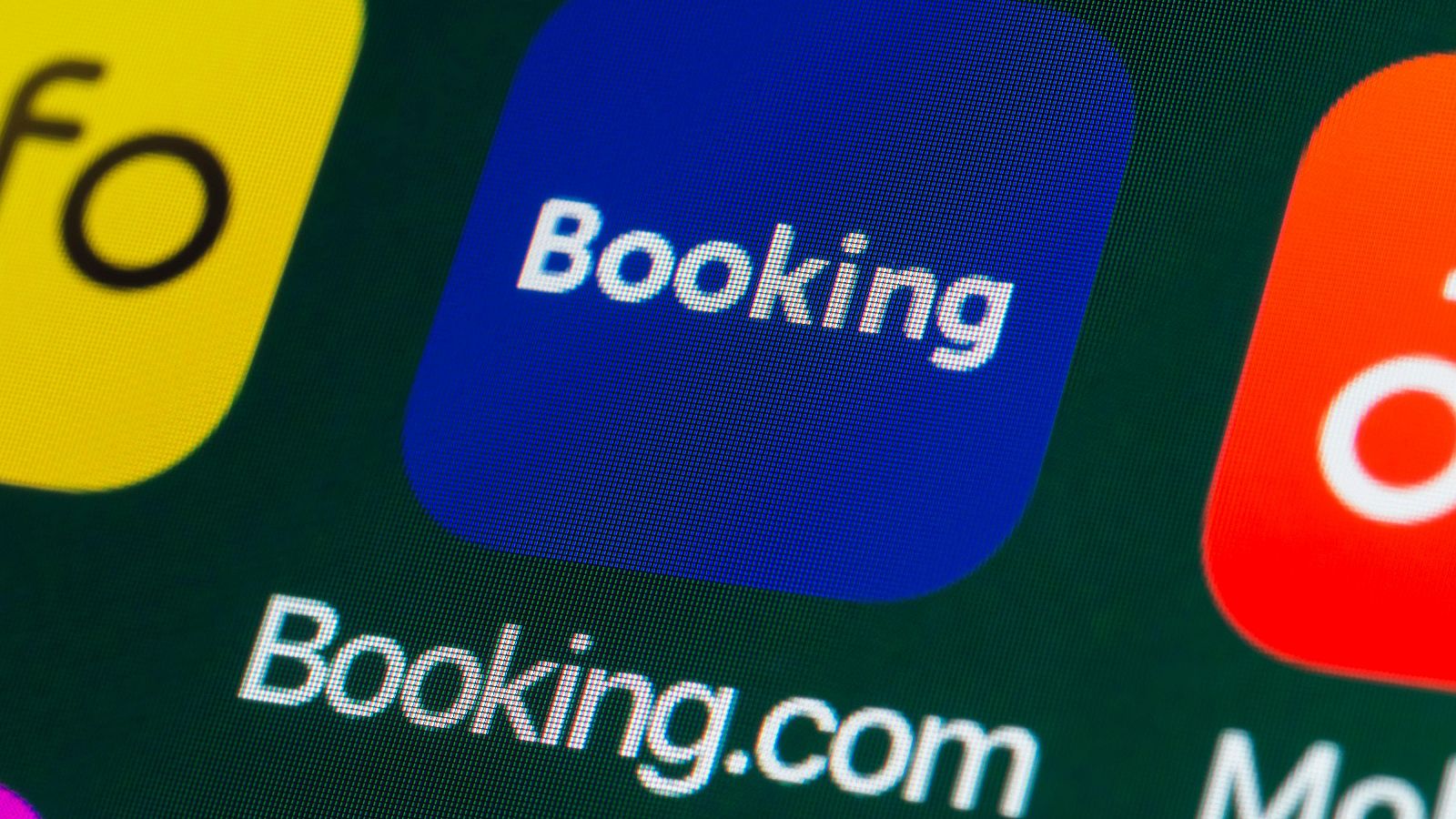 Bruselas investiga si Booking combate las estafas y los anuncios fraudulentos en su plataforma