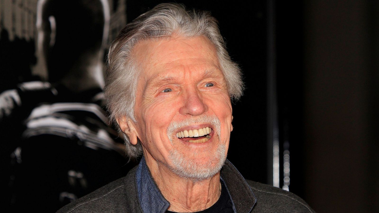 Muere a los 93 años Tom Skerrit.