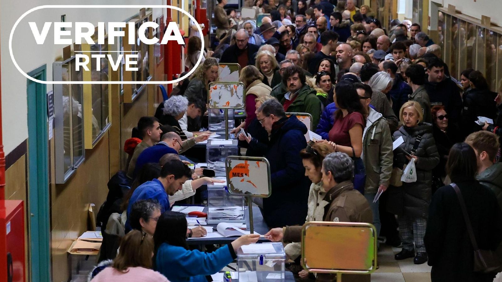 Alta participación en un colegio electoral de Zaragoza en febrero de 2026, con 'sello VerificaRTVE'