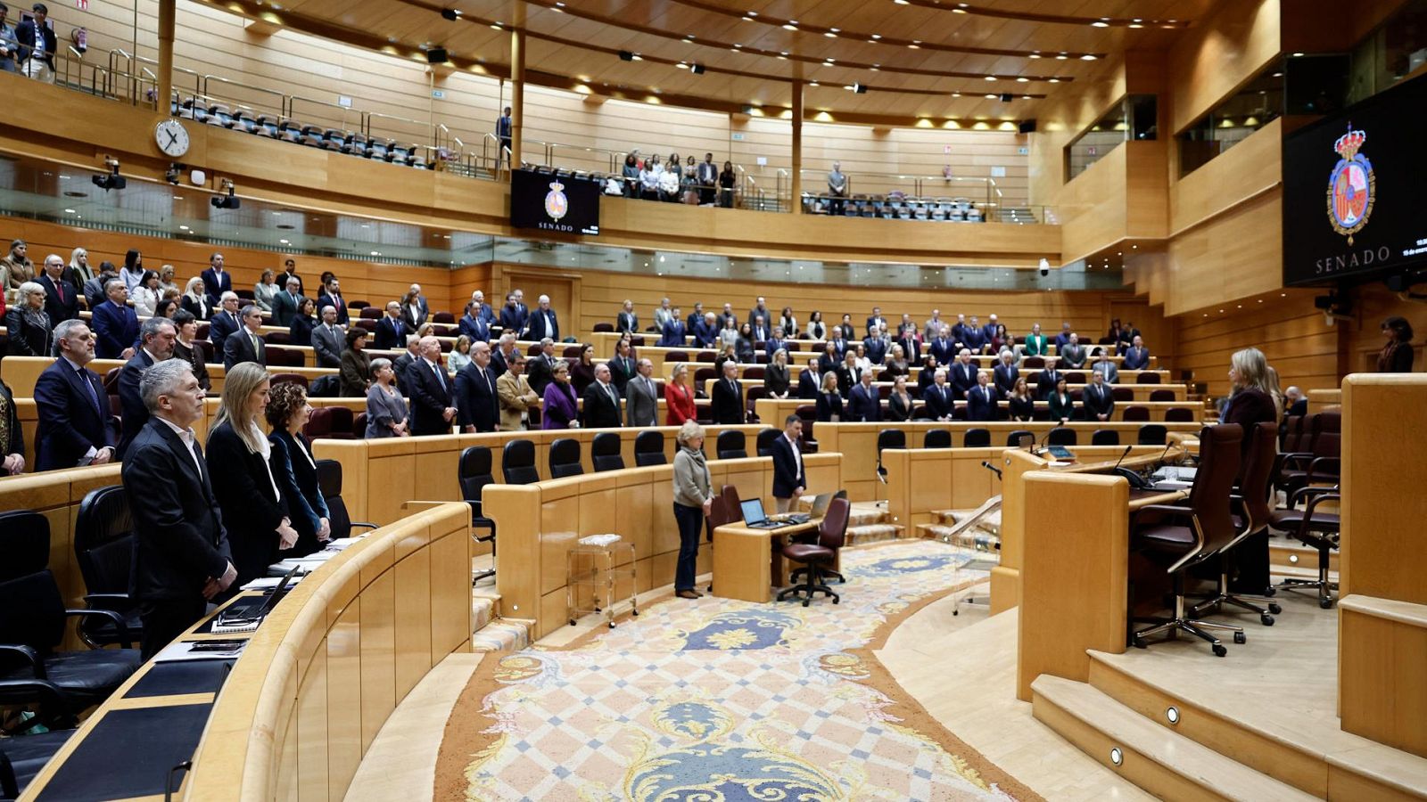 PP y Vox negocian contra reloj una candidatura conjunta para el Senado