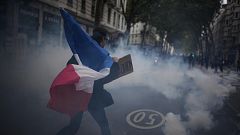 El Gobierno francés anuncia medidas para poner fin a las protestas, pero los estudiantes las ven "insuficientes"