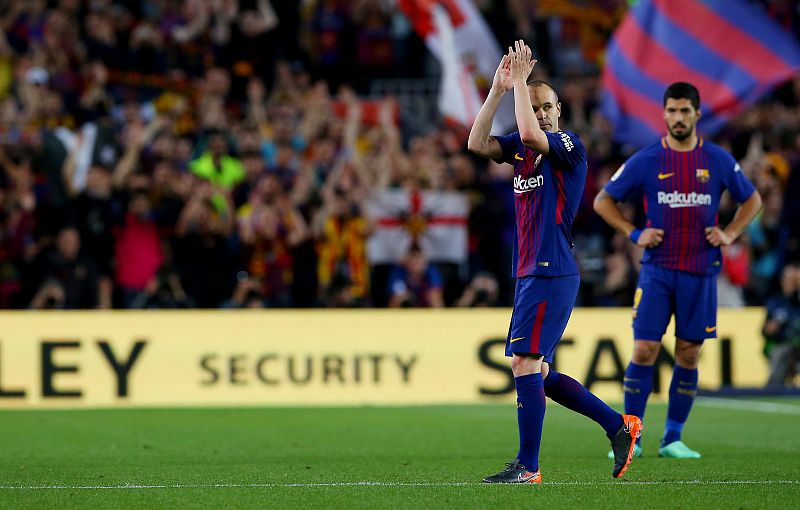 Iniesta se despide de los clásicos con una discreta actuación