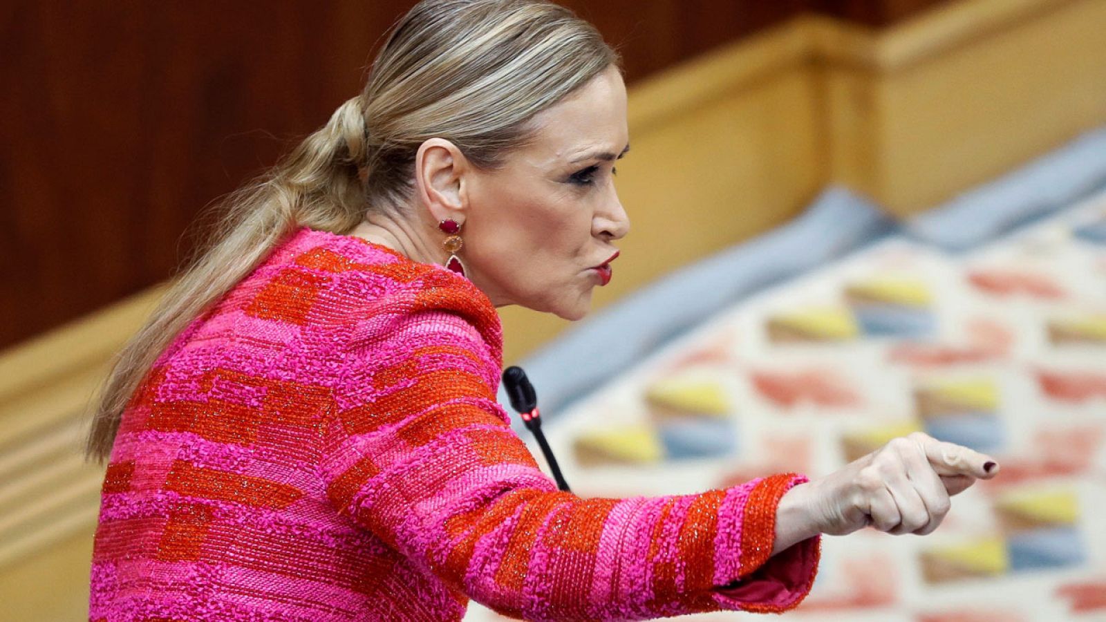 Cristina Cifuentes deja su acta de diputada en la Asamblea de Madrid y abandona la política