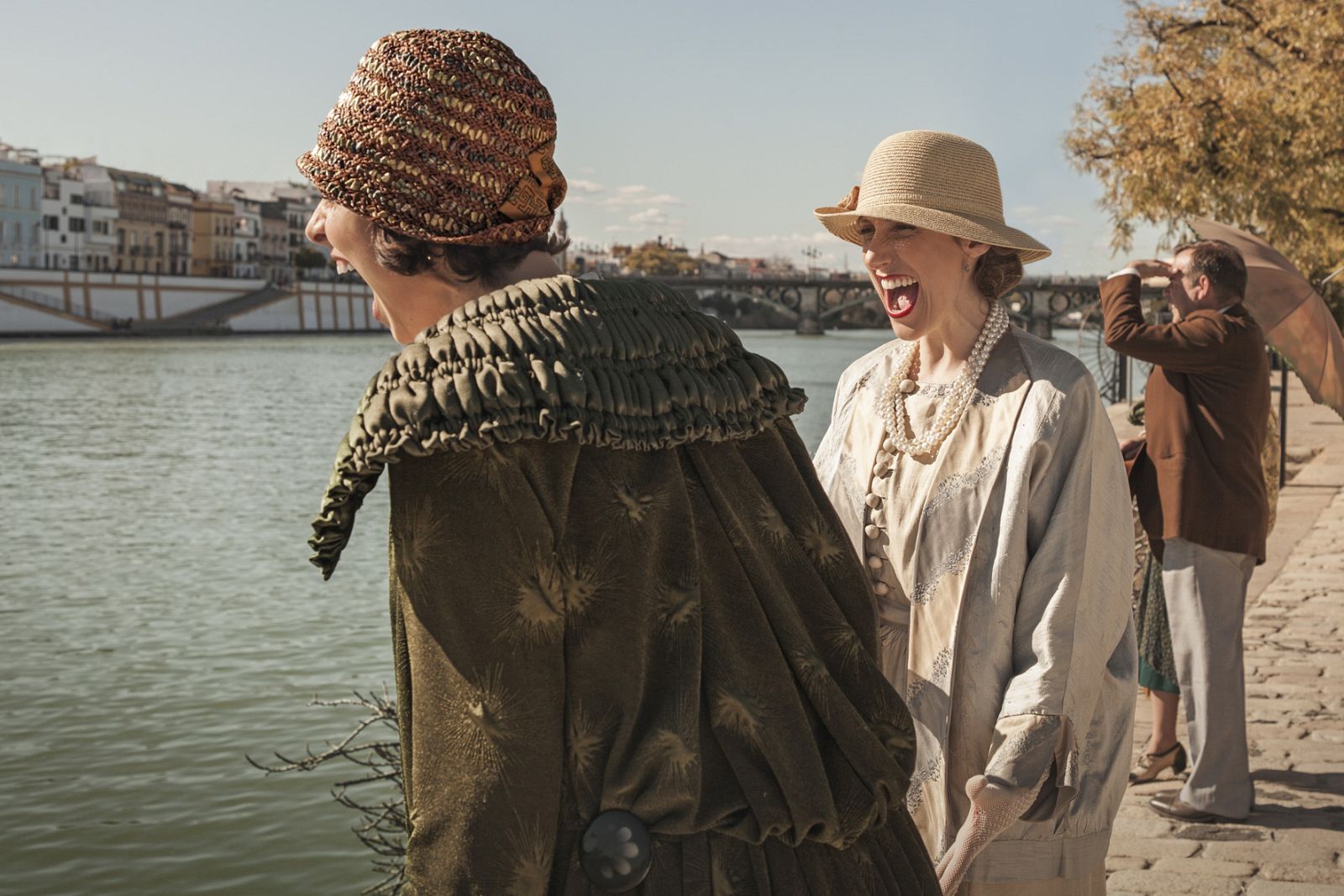 Cecilia conocerá a Paula, una pintora que la hará sentir muy especial