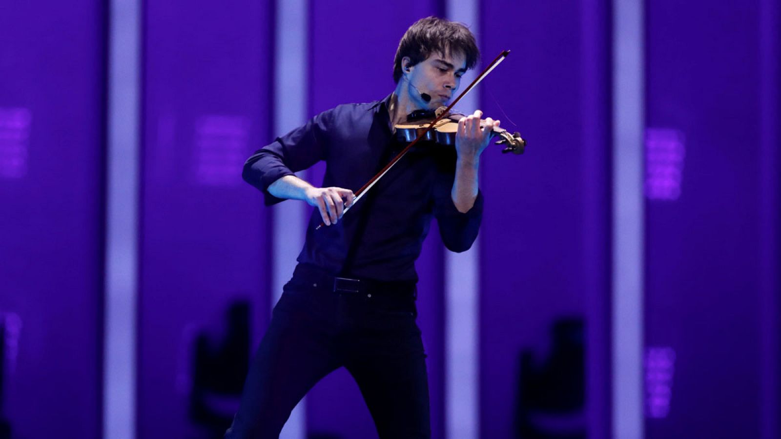 Alexander Rybak durante su actuación en el ensayo de That¿s How You Write a Song.