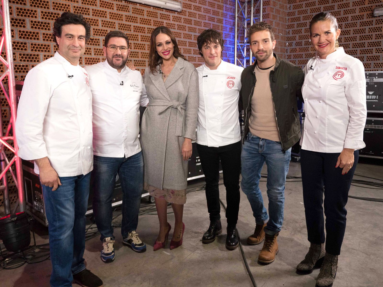 Pablo Alborán, sus músicos, su equipo técnico y algunos miembros de su discografía degustarán los platos de los aspirantes