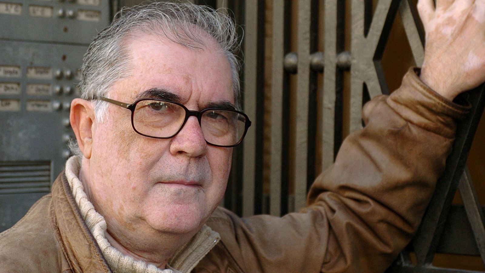 El escritor y crítico literario gallego Ramón Chao en una imagen de 2005.