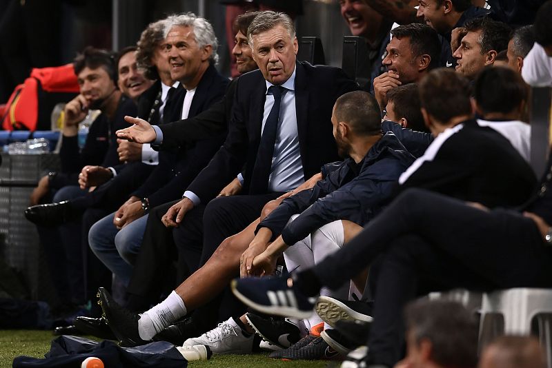 Carlo Ancelotti se convierte en el nuevo entrenador del Nápoles