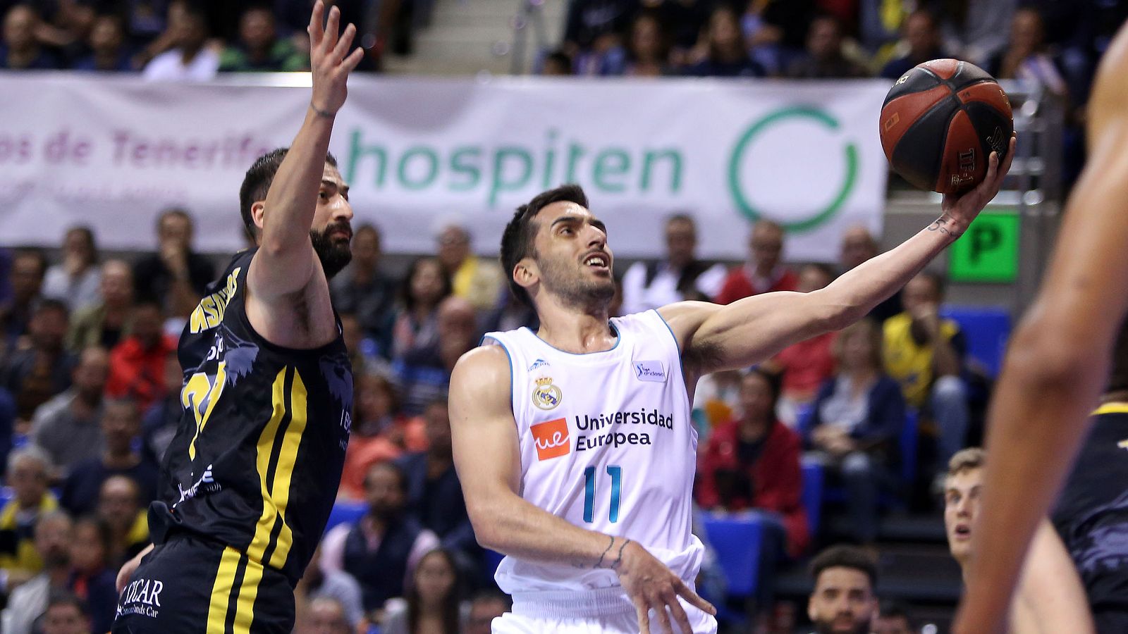 Facundo Campazzo entra a canasta en el Tenerife - Madrid de cuartos.