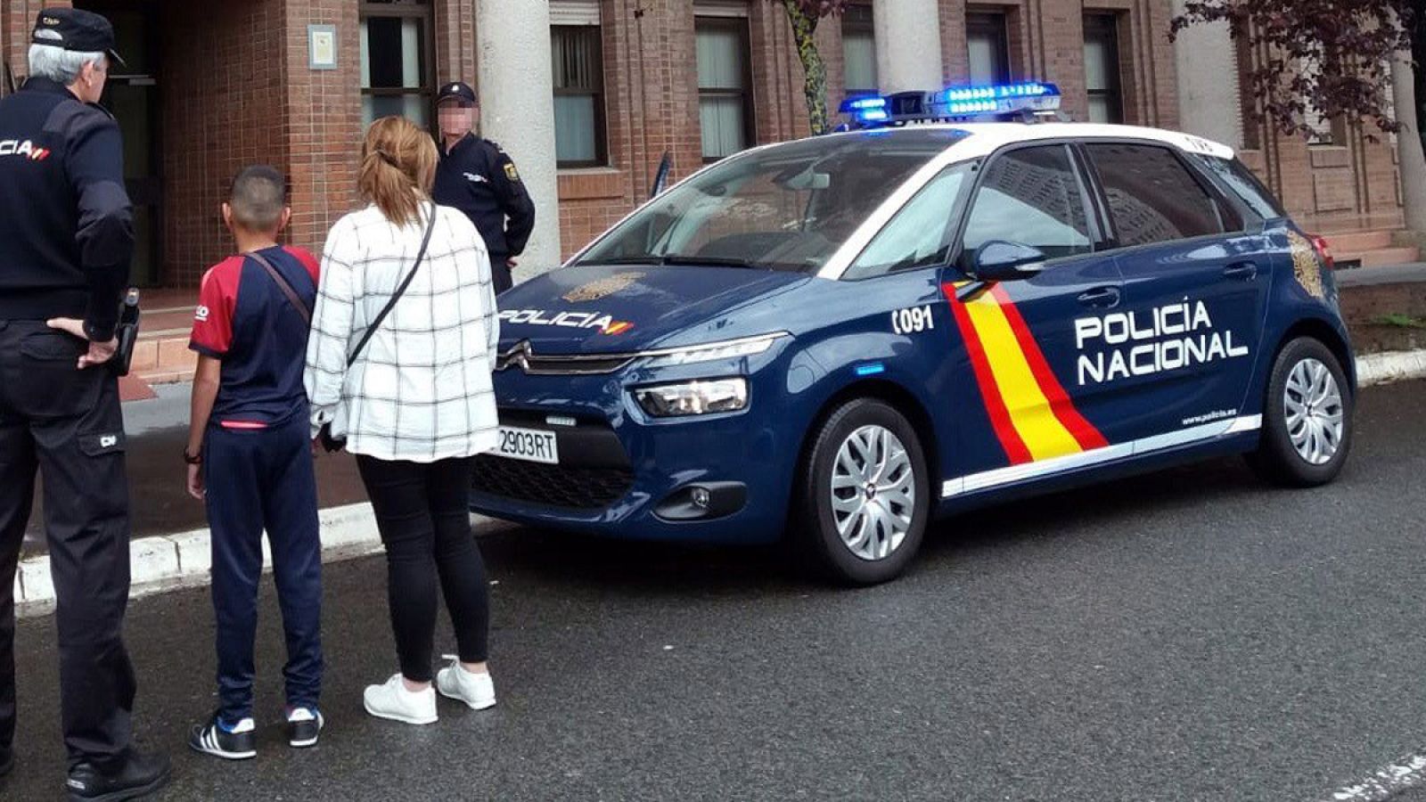 Coche patrulla de la Policía Nacional en una imagen de archivo