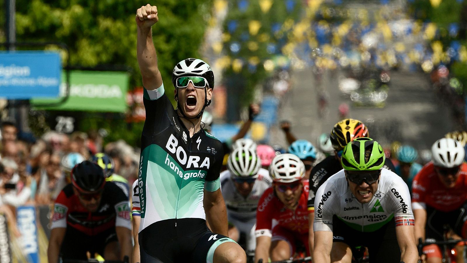 Ackermann se impone en la segunda etapa, Impey nuevo líder de la Dauphiné