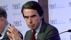 Aznar se ofrece para "reconstruir" el centro-derecha en España, que ve "desarticulado"