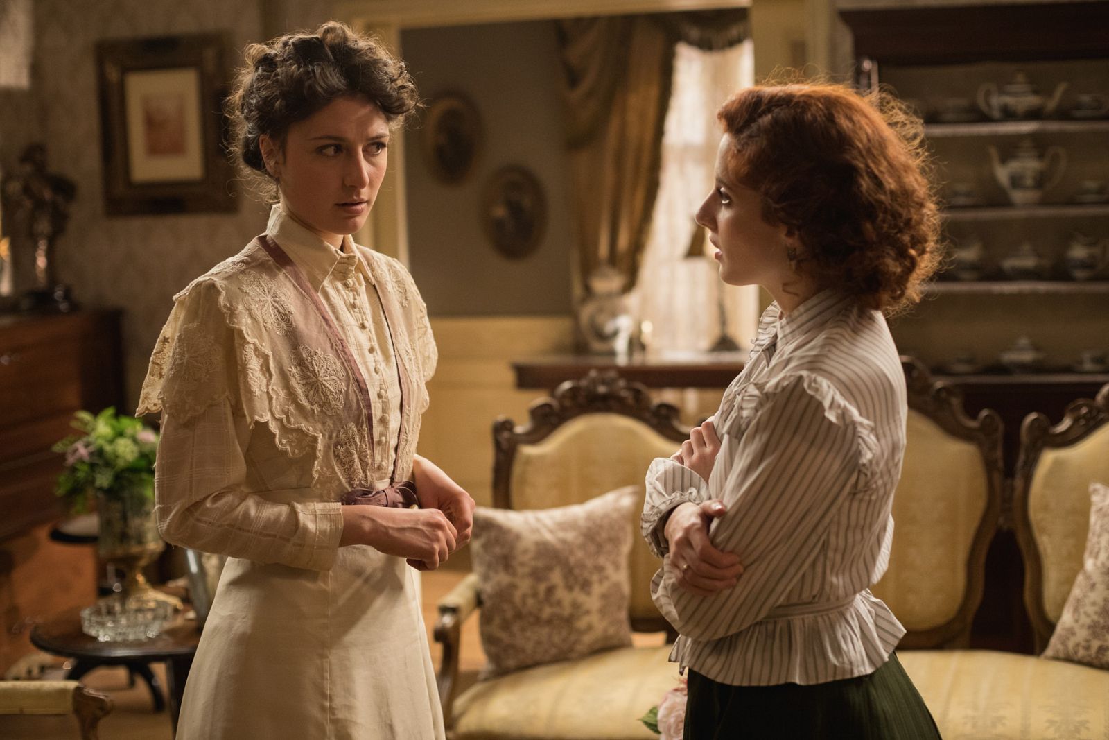 Lucía, prima de Celia, llega a Acacias