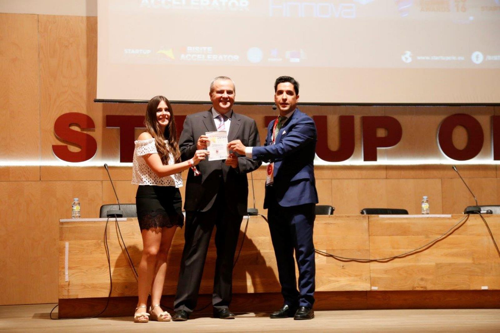 Recognition Award Startup Olé 2016