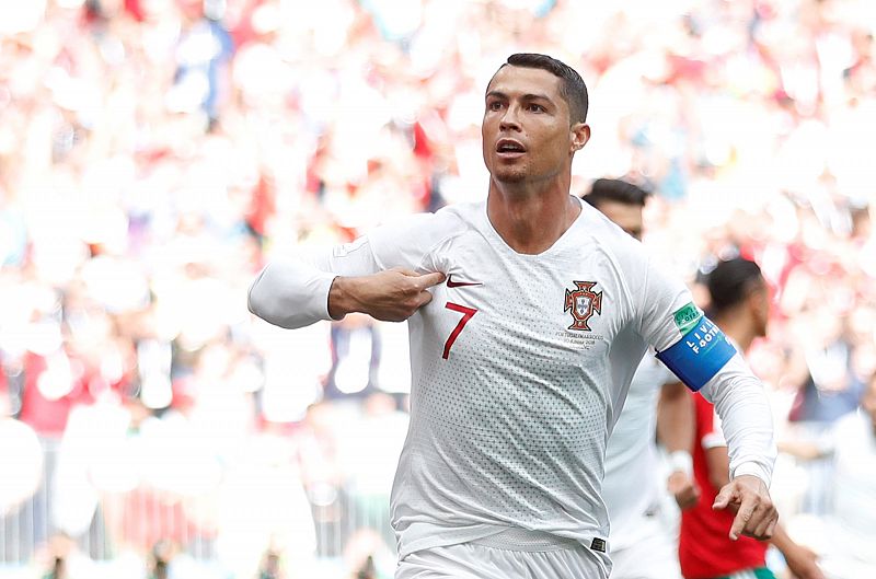 Cristiano Ronaldo manda para casa a Marruecos