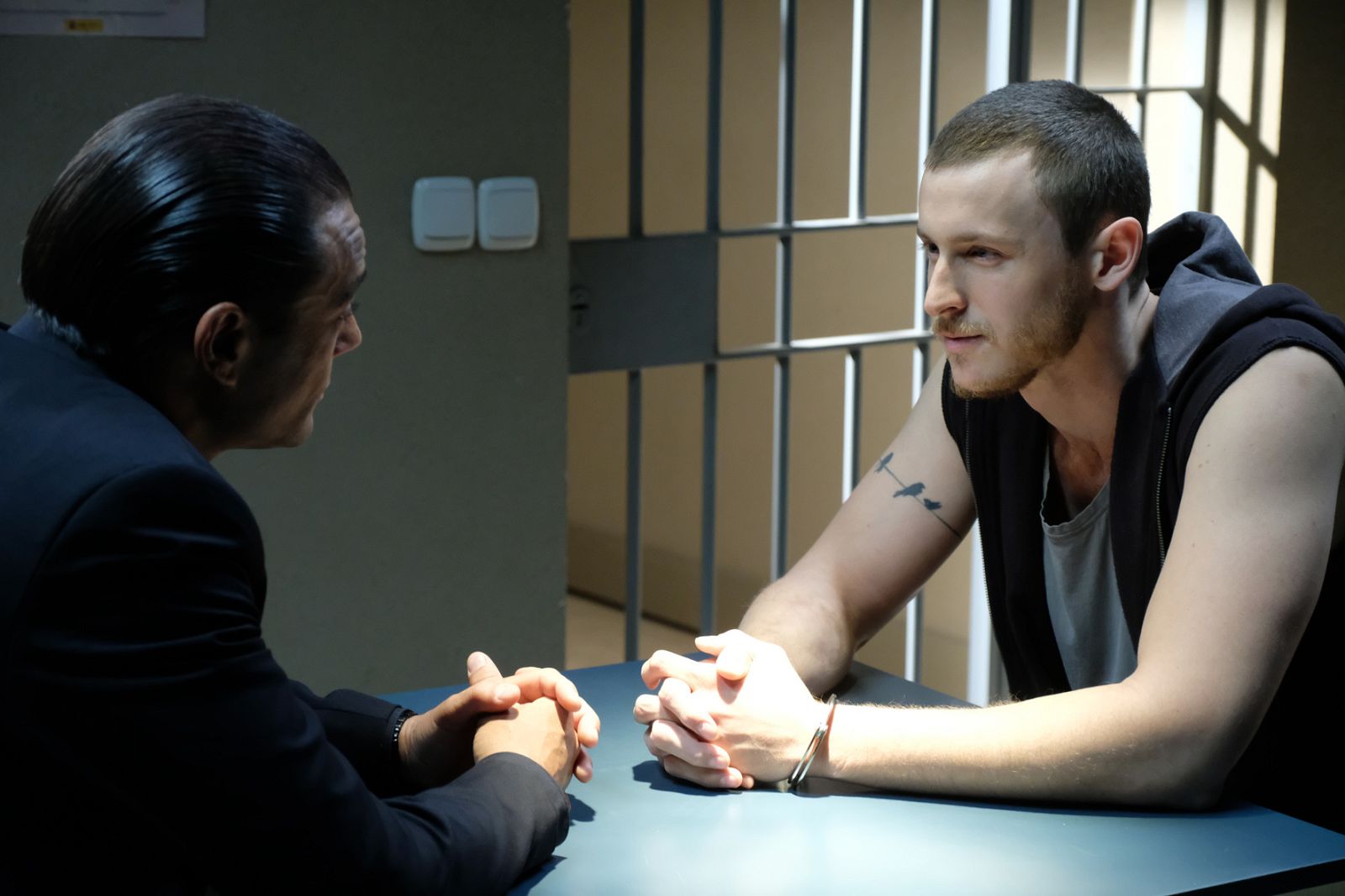 Nicolás Coronado vuelve a 'Servir y proteger'