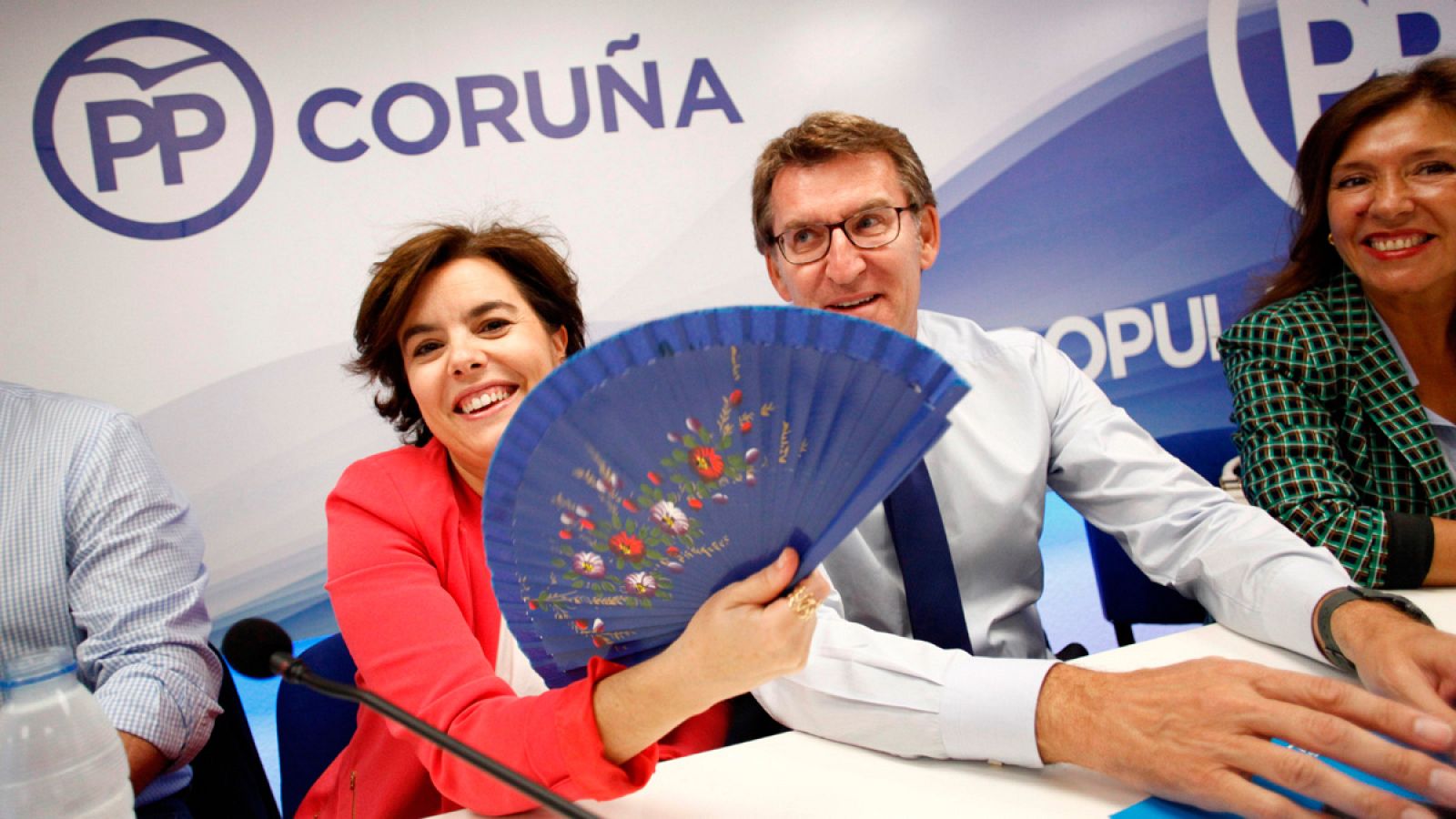 La candidata a la Presidencia del PP Soraya Sáenz de Santamaría con el presidente de la Xunta Alberto Núñez Feijóo