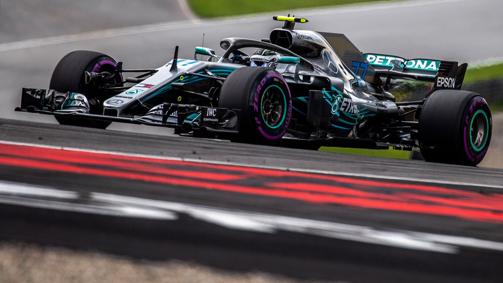 El piloto finlandés de Mercedes Valtteri Bottas