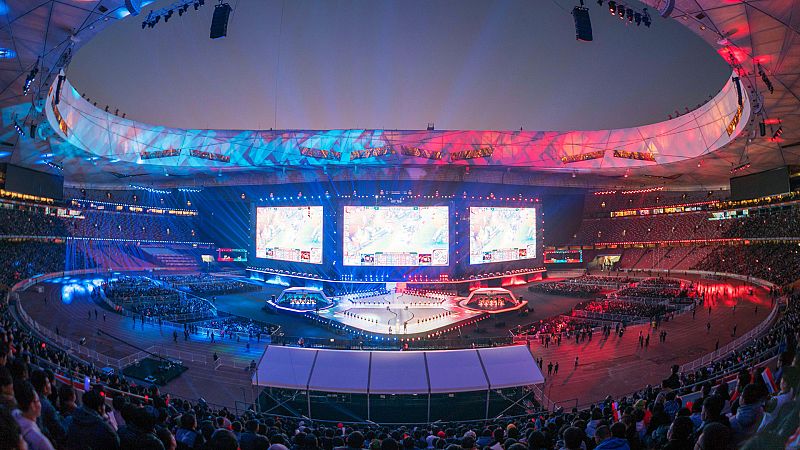 La diversin de ver a otros jugar: espectadores de esports