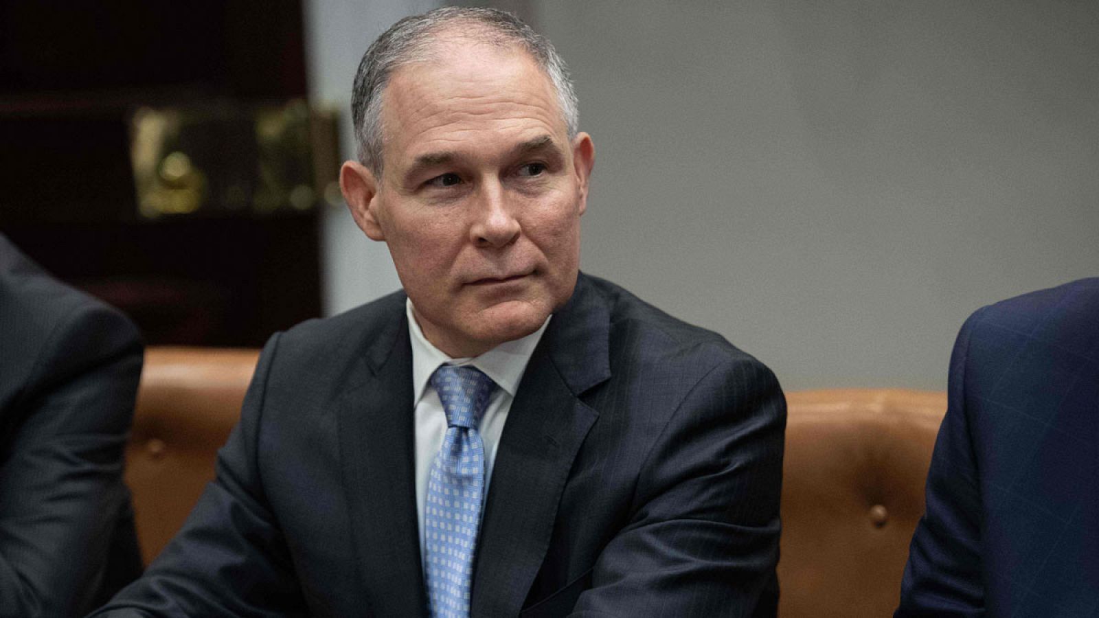 Renuncia el jefe de Medioambiente de Trump, investigado por múltiples causas