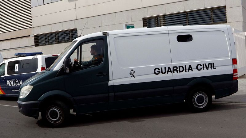 La Guardia Civil recupera 24 obras de arte entre las que están dos cartas manuscritas de Santa Teresa