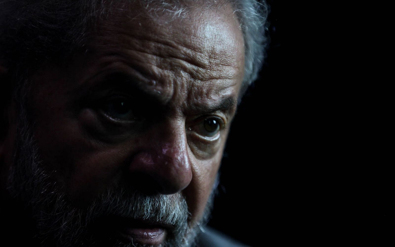 Luiz Inácio Lula da Silva, preso por corrupción desde abril, se ha librado de una de las seis causas pendientes con la Justicia.