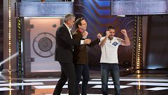 Joaquín Reyes llega a la final con el equipo azul pero no consiguen el bote de 'Crush'