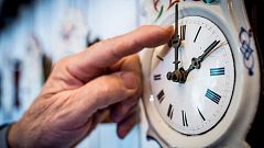 El cambio de horario anual permite ahorrar energía pero es malo para la salud