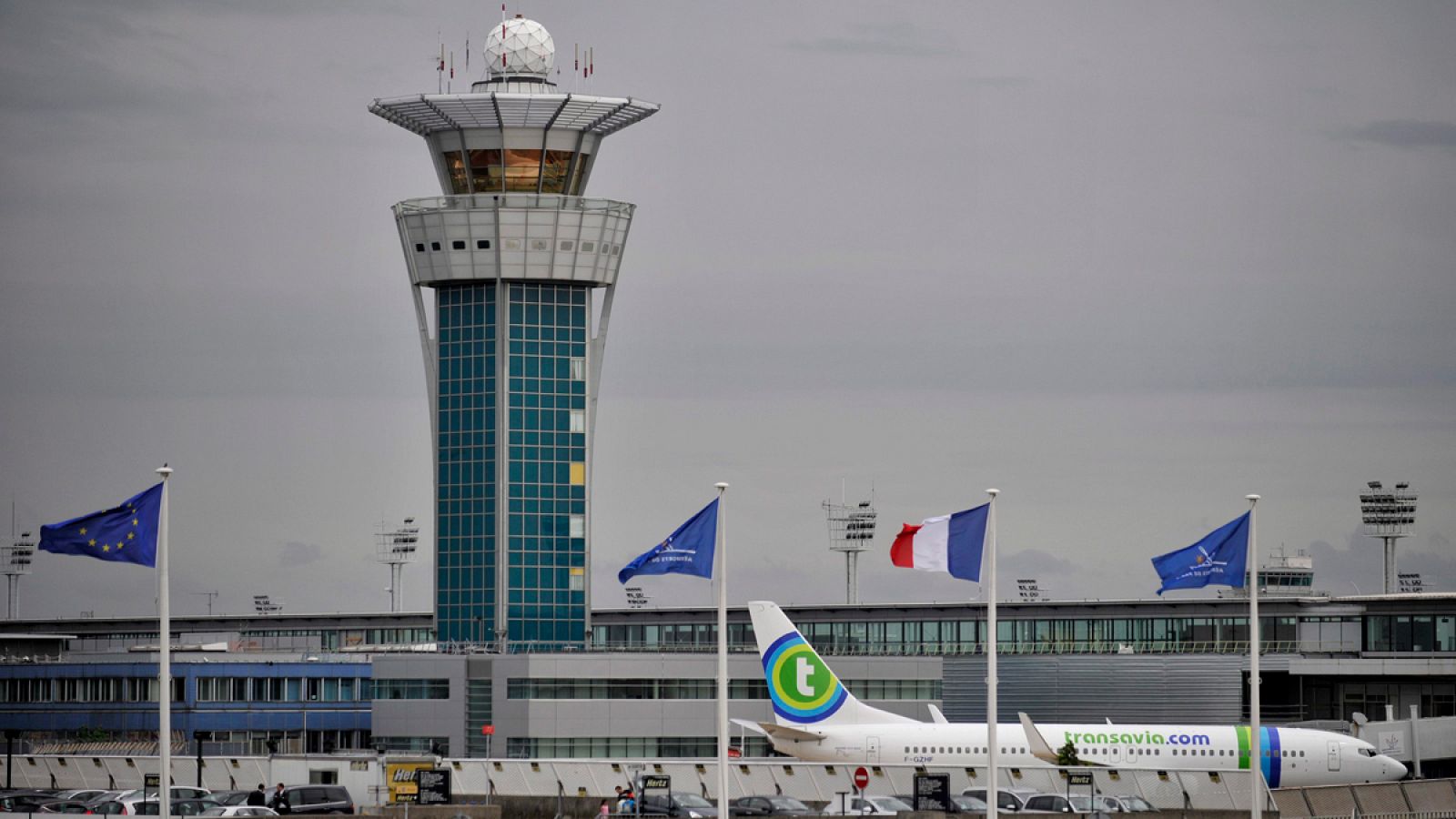 Torre de control del aeropuerto parisino de Orly
