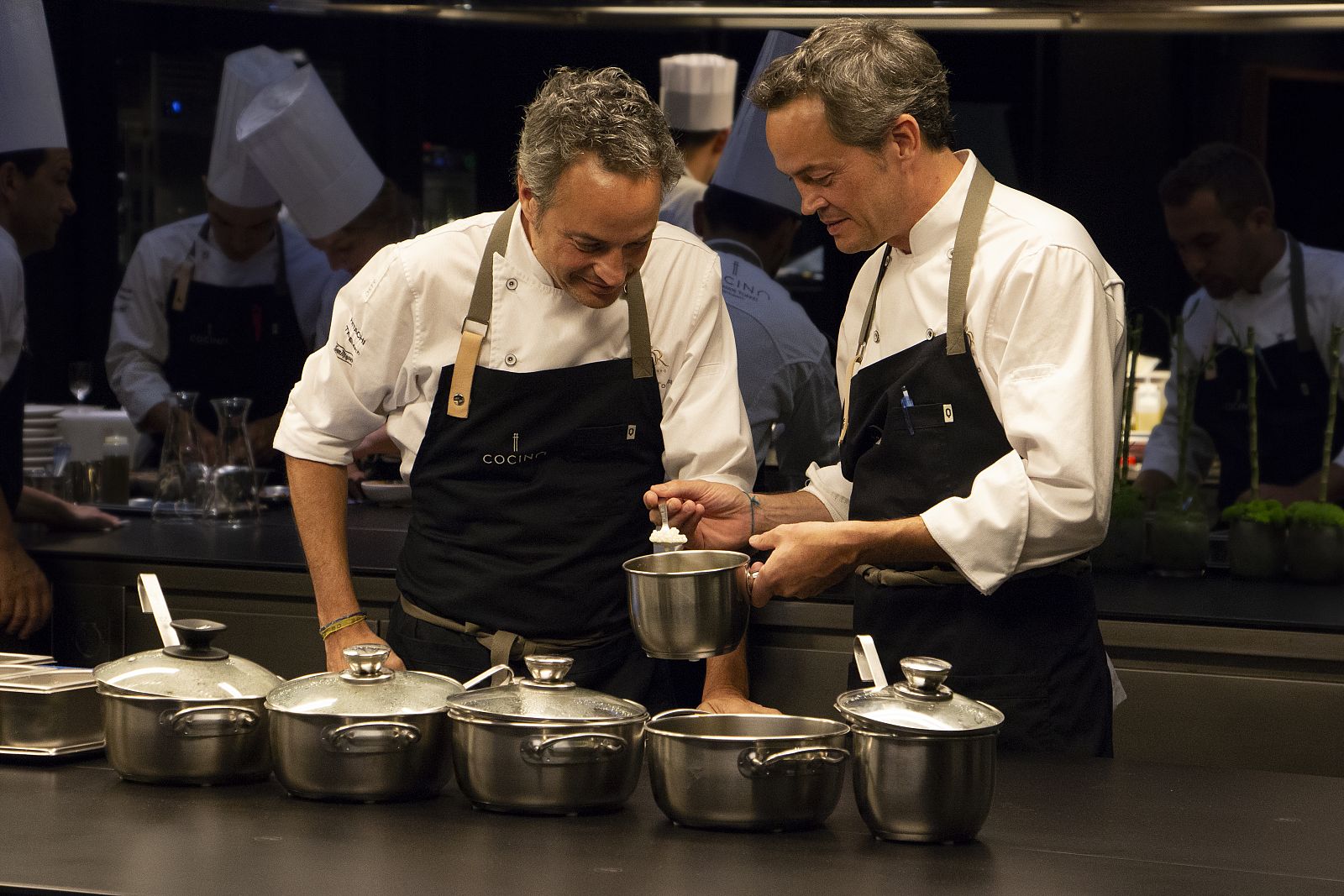 Los hermanos Torres despiden temporada con un Facebook Live desde su nuevo restaurante