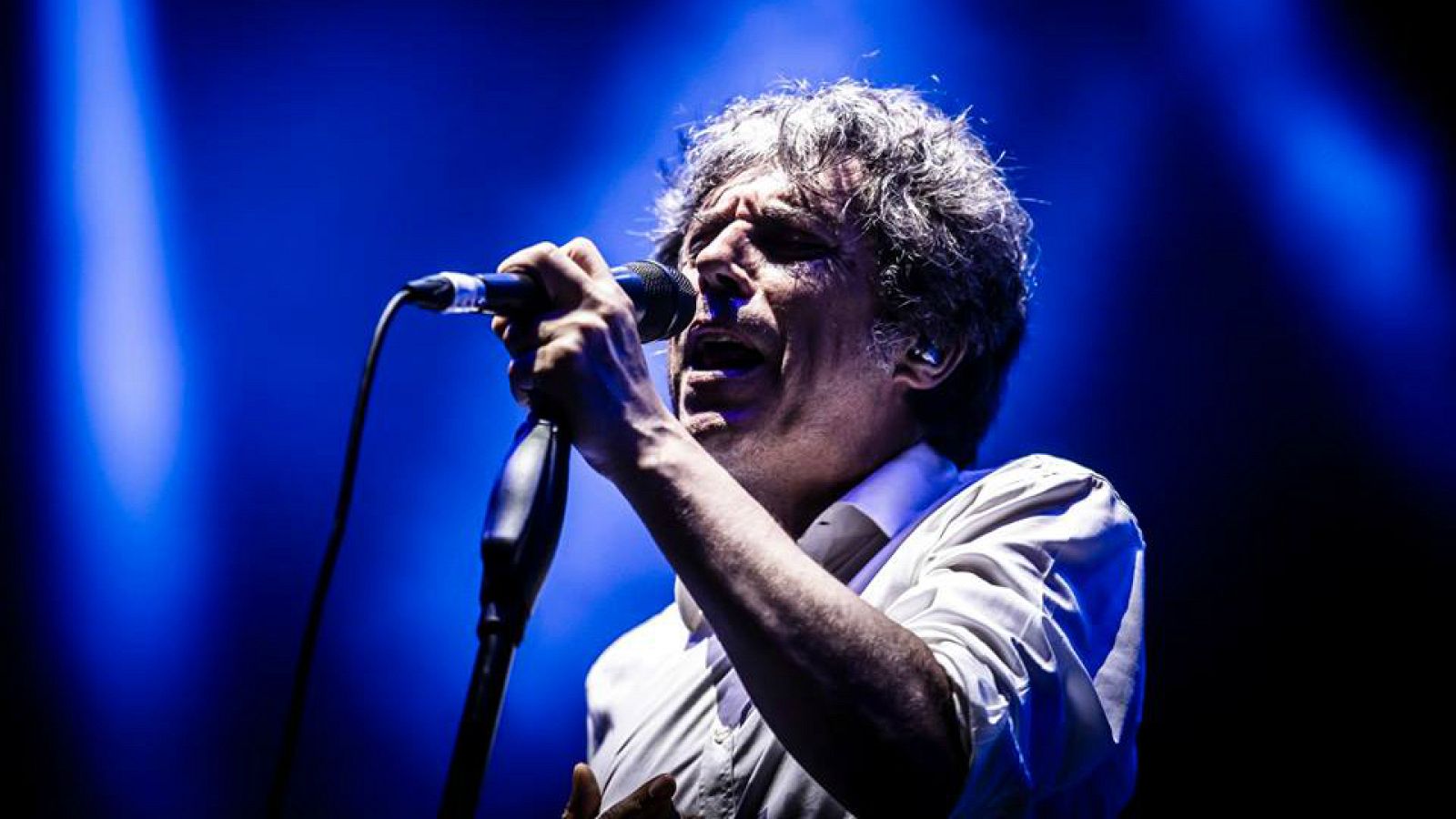 Iván Ferreiro durante su actuación en el Low