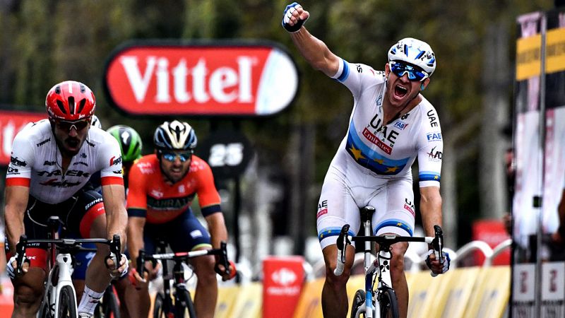 Kristoff gana la etapa de París y Geraint Thomas pone a Gales en el mapa ciclista