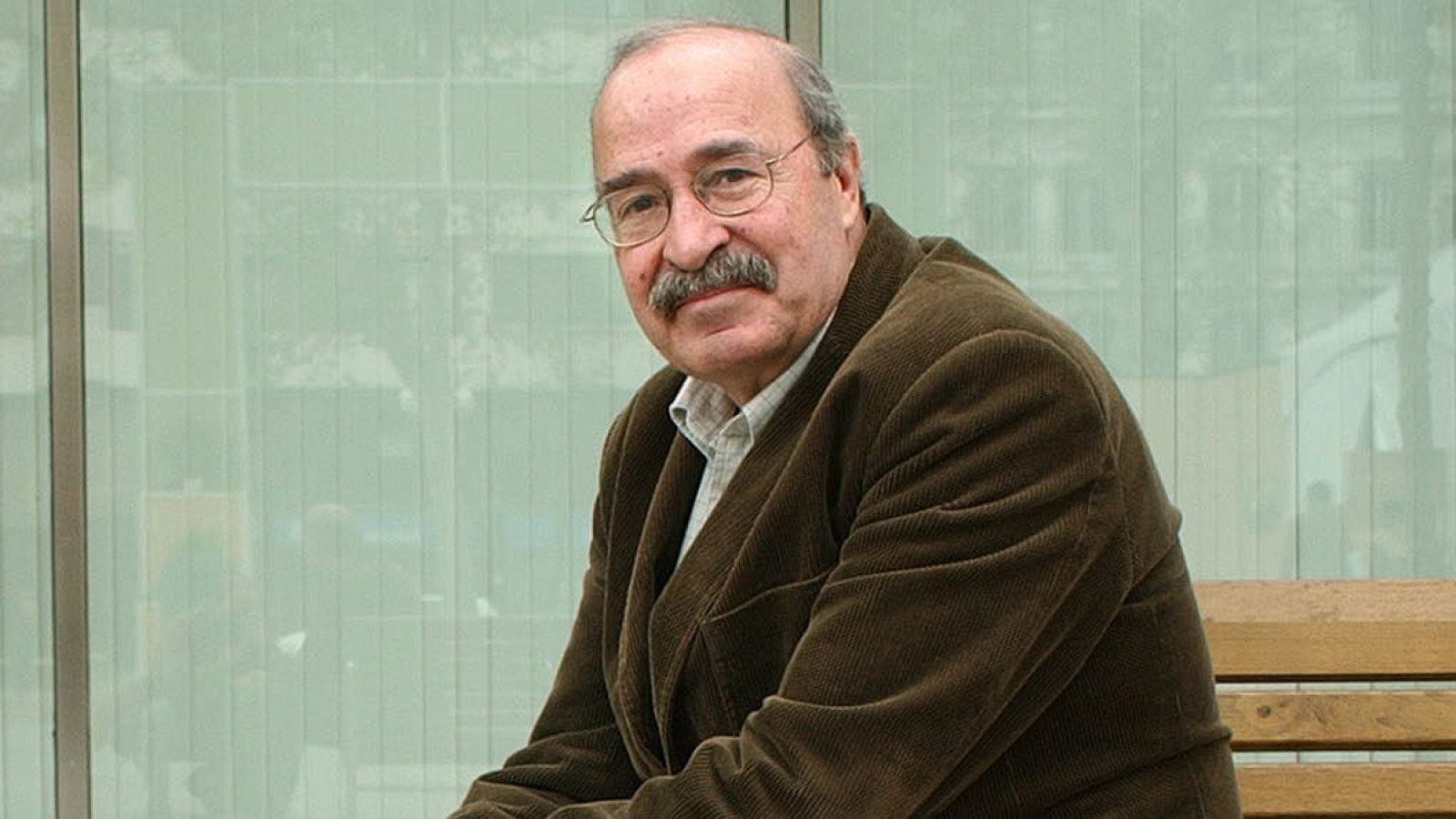 El escritor leonés Jesús Torbado, en una imagen de 2004.