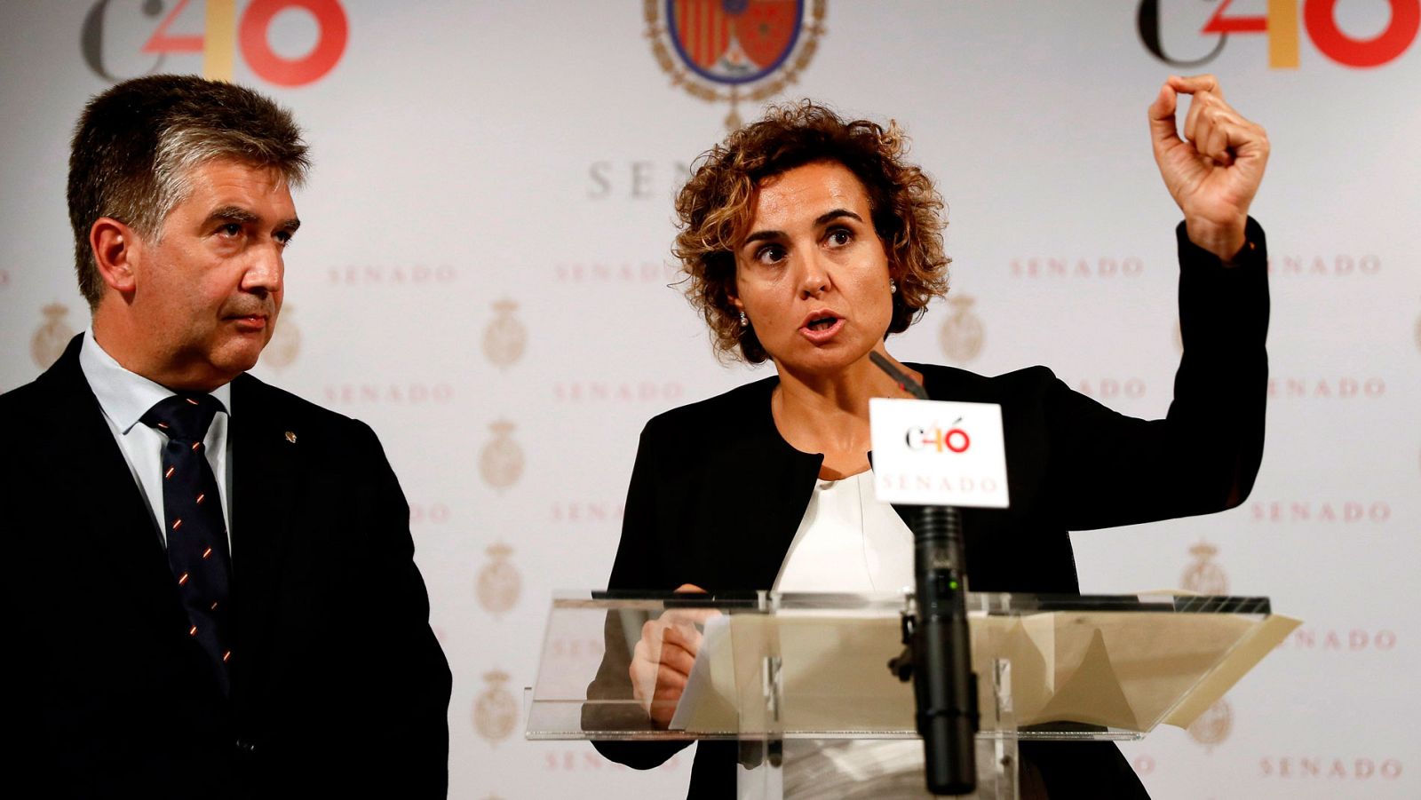 Los portavoces del PP en el Senado y el Congreso, Ignacio Cosidó y Dolors Montserrat